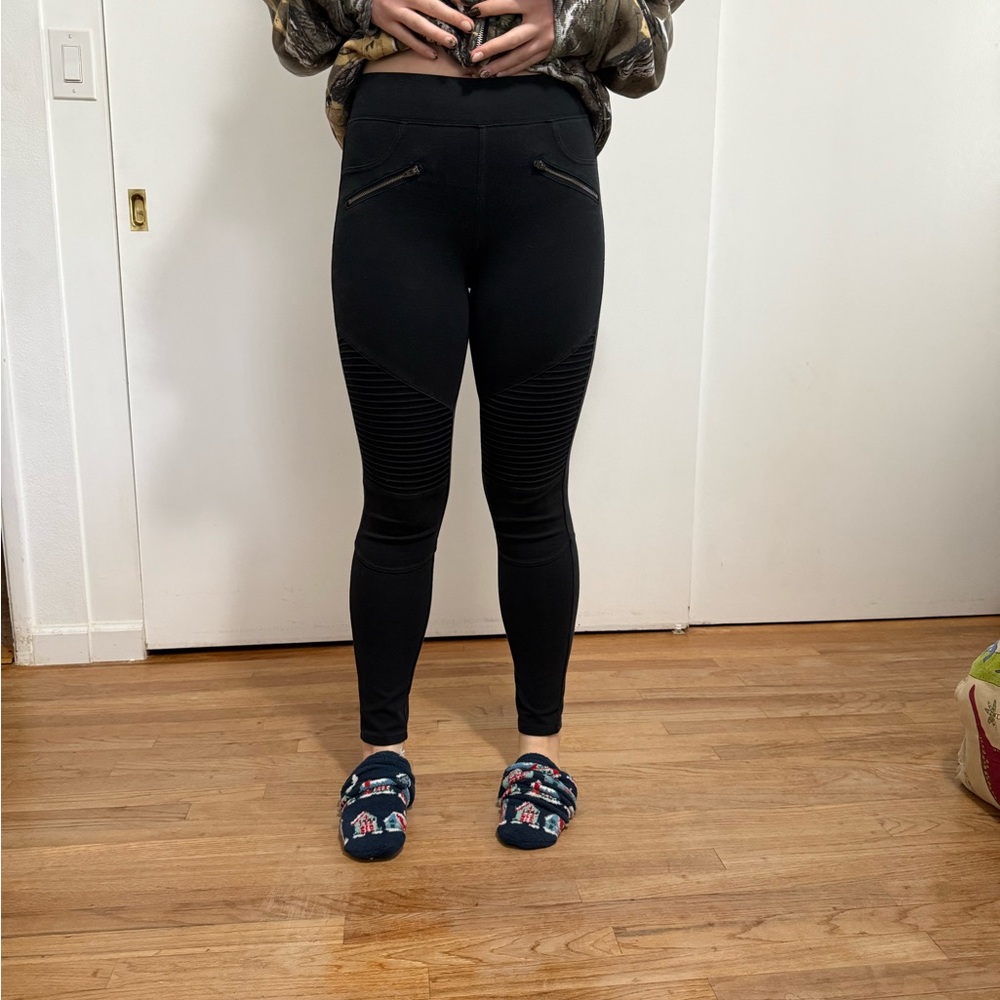 American Eagle Outfitters Black Stretch Leggings with Ribbed Knee Panels
